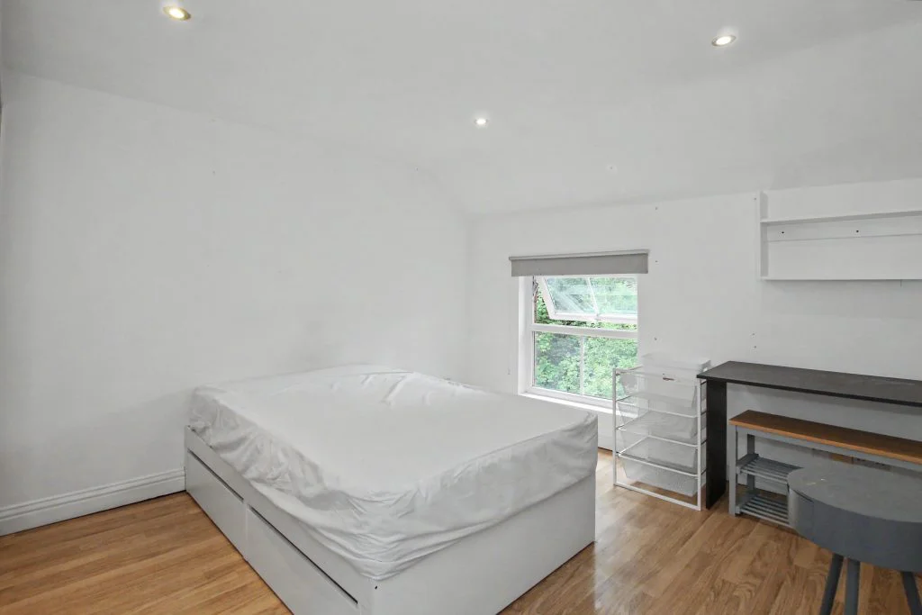 10A - Bedroom 6