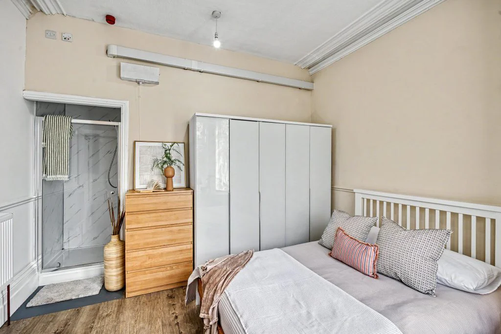 189SL - Bedroom 1