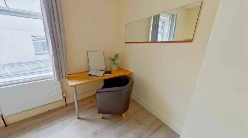 189SL - Bedroom 6
