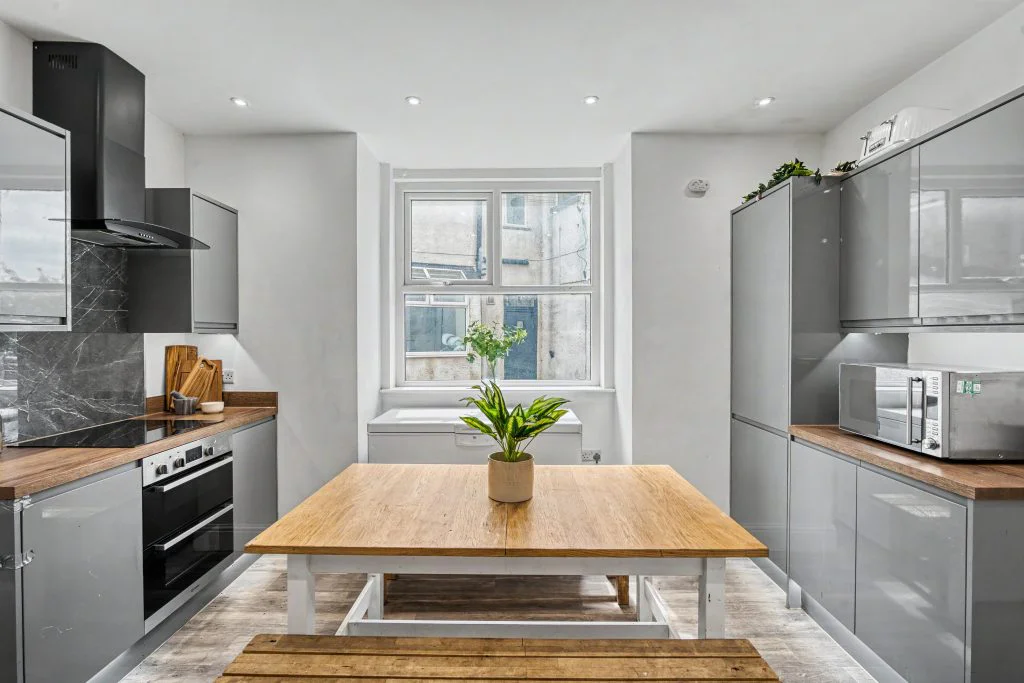 189SL - Kitchen