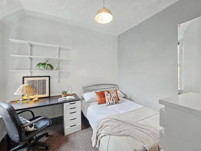 19R - Bedroom 2