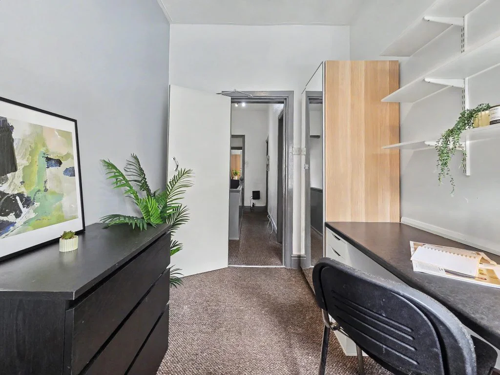 19R - Bedroom 5