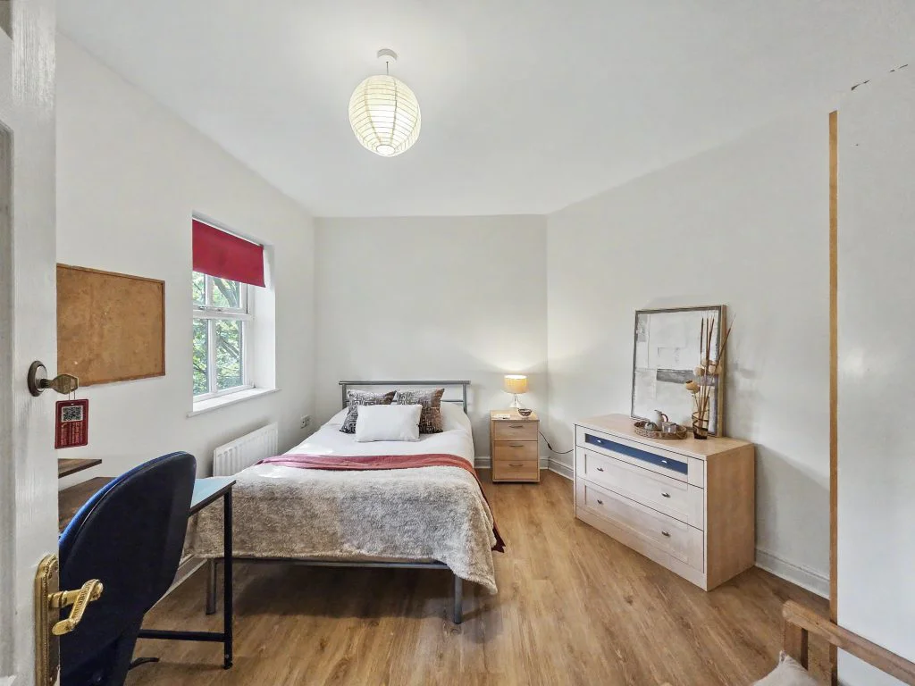 1HC - Bedroom 2