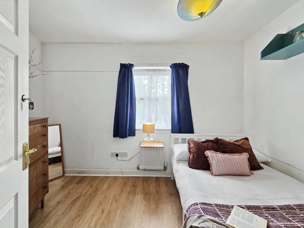 1HC - Bedroom 4