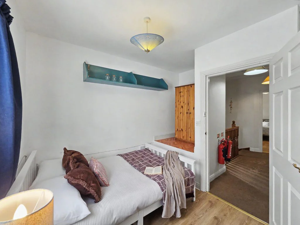 1HC - Bedroom 4