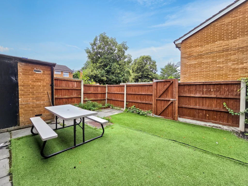 2SW - Back garden