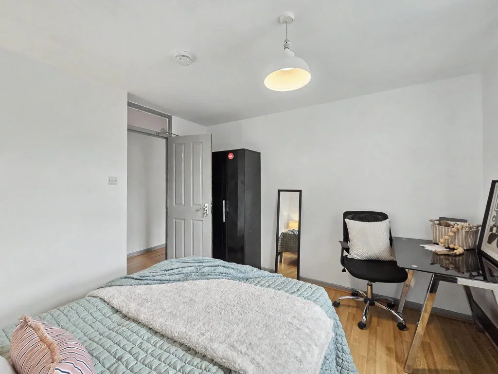 2SW - Bedroom 4