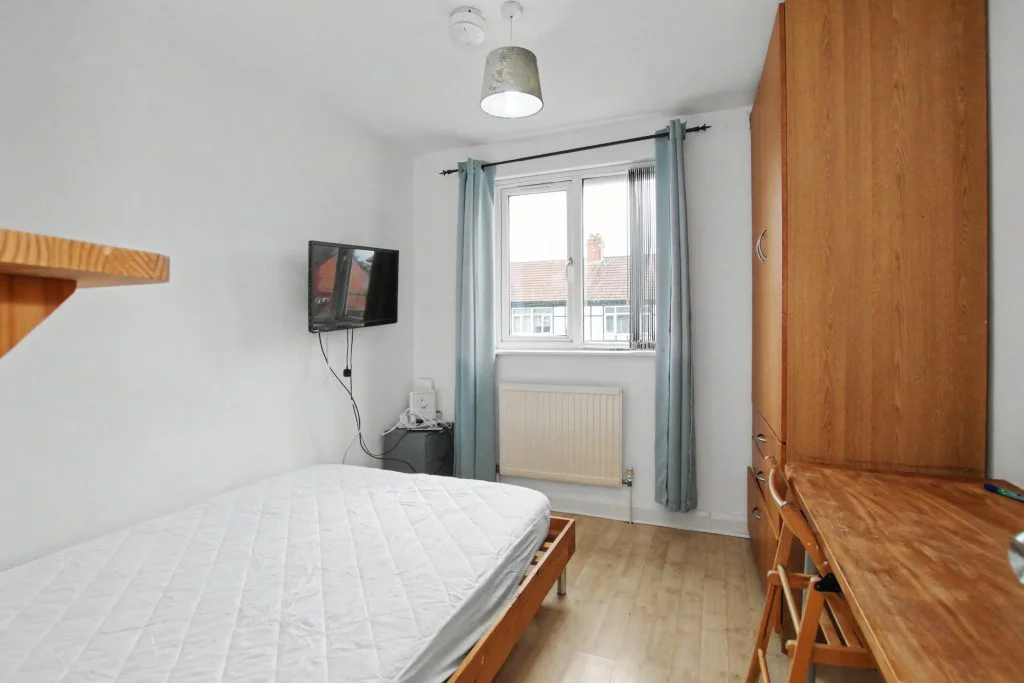 47K - Bedroom 6