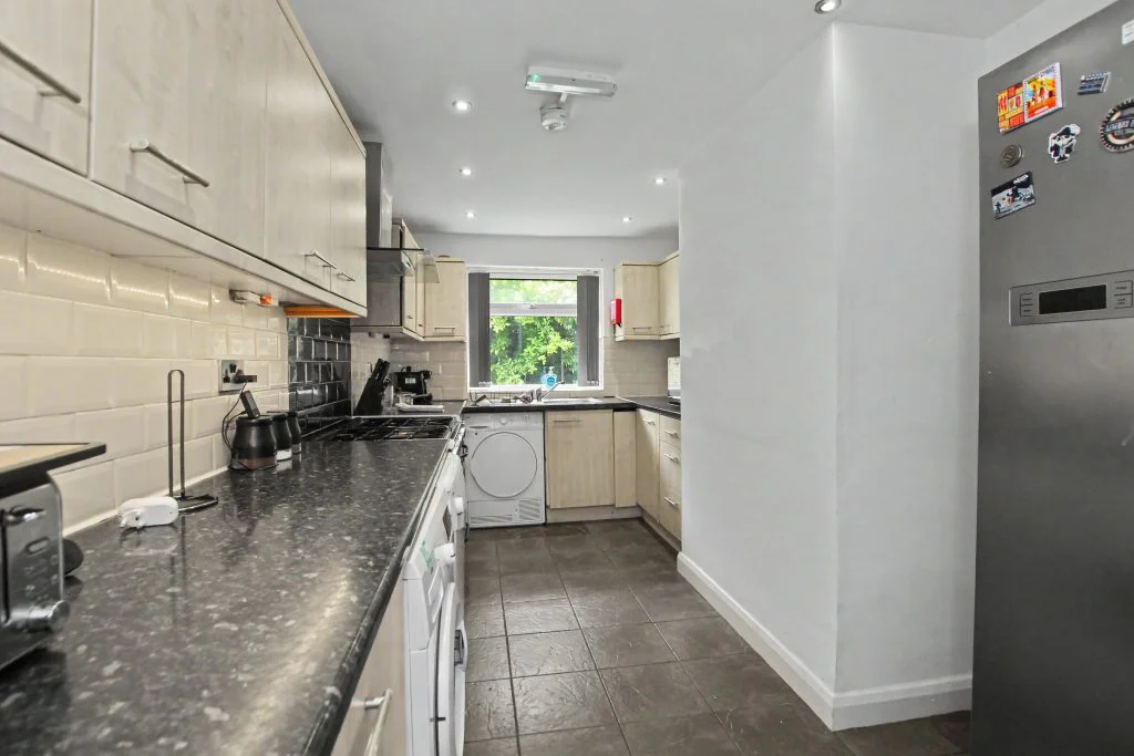 47K - Kitchen