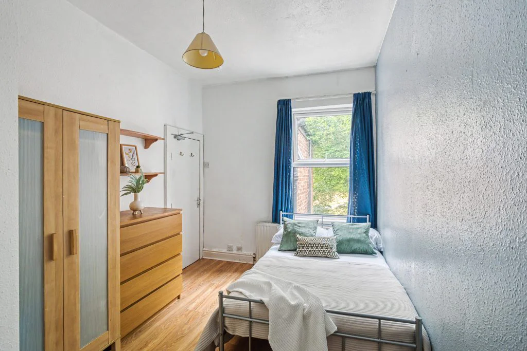 7K - Bedroom 2