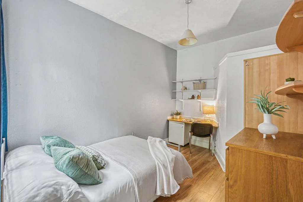 7K - Bedroom 2